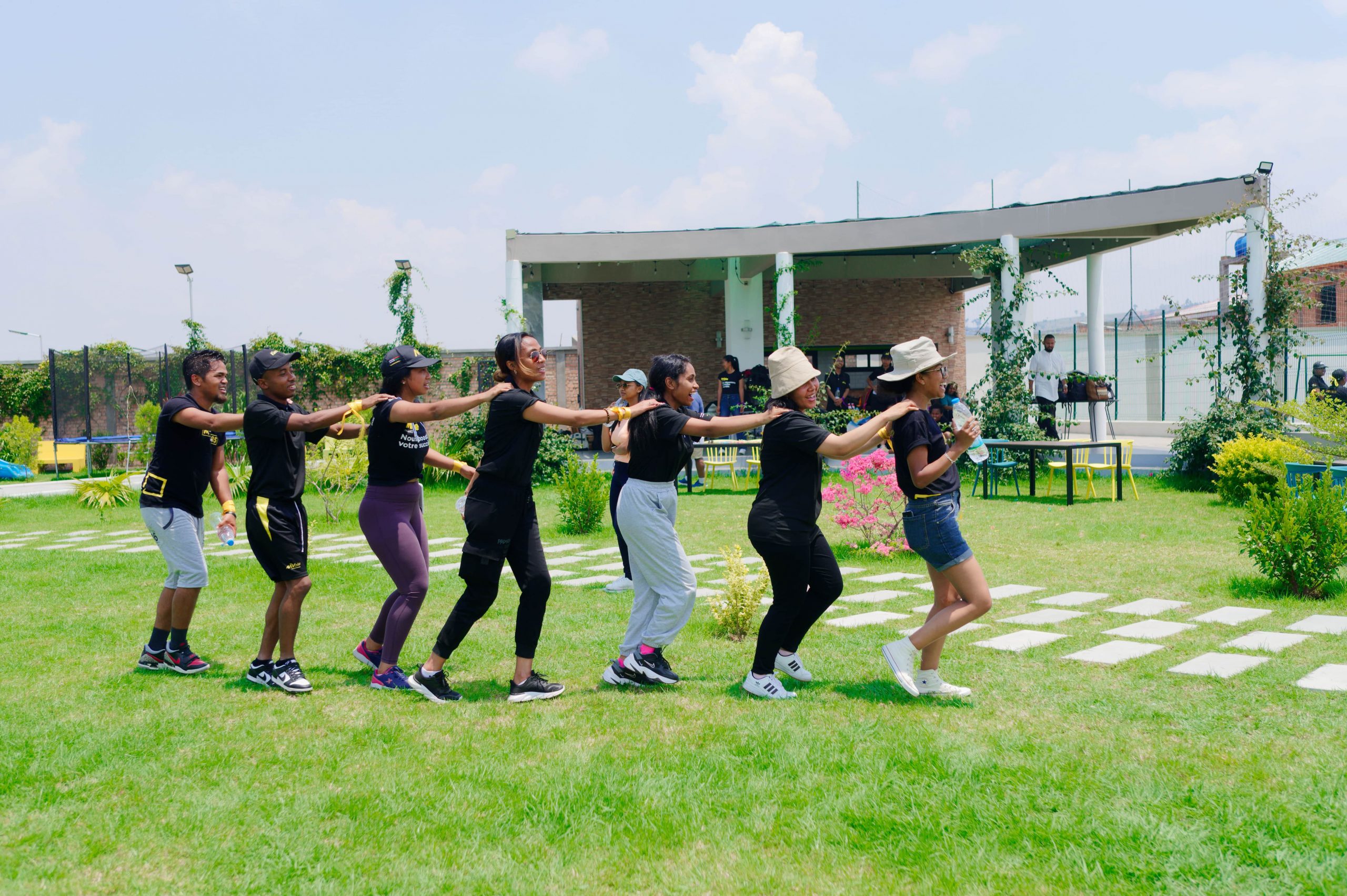 _RDC0278_MVOLA-min (1)